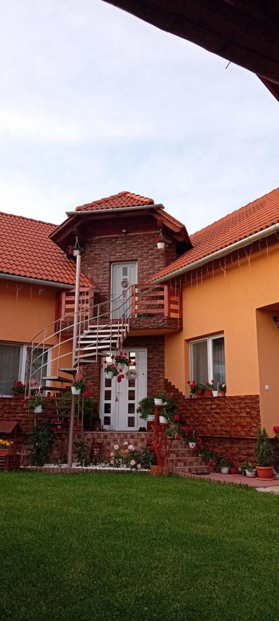Casa De Oaspeti Cristian Praid Exteriör bild